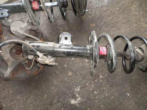 Άκρο Πλήρες Εμπρός Δεξί Με ABS για TOYOTA RAV-4 (2006 - 2009) (XA30) Άκρο Πλήρες Εμπρός Δεξί Με ABS για TOYOTA RAV-4 (2006 - 2009) (XA30)