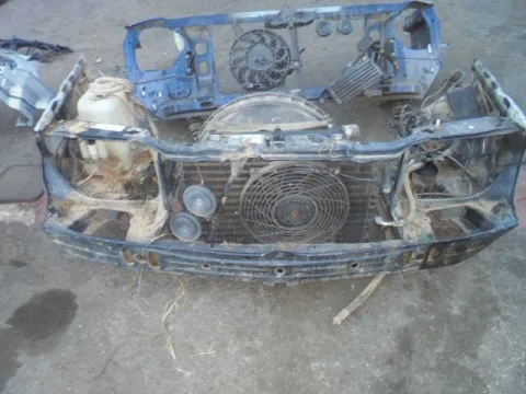 Μετώπη για TOYOTA LAND CRUISER (1996 - 2002) (J90) Μετώπη για TOYOTA LAND CRUISER (1996 - 2002) (J90)