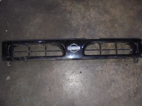 Μάσκα για NISSAN TERRANO (1993 - 1995) (R20) Μάσκα για NISSAN TERRANO (1993 - 1995) (R20)