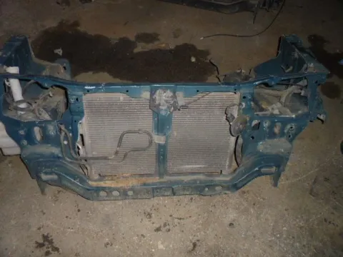 Μετώπη με Ψυγείο για MITSUBISHI CARISMA (1996 - 1999) (DA) Μετώπη με Ψυγείο για MITSUBISHI CARISMA (1996 - 1999) (DA)