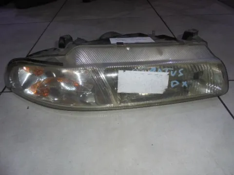 Φανάρι Εμπρός Δεξί για CHRYSLER STRATUS (1995 - 2001) (JA) Sedan - 4dr Φανάρι Εμπρός Δεξί για CHRYSLER STRATUS (1995 - 2001) (JA) Sedan - 4dr