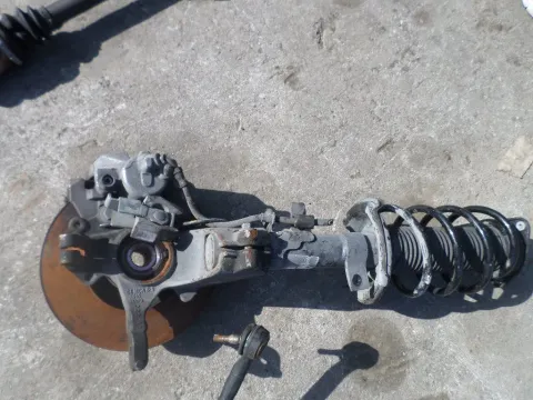 Άκρο Πλήρες Εμπρός Δεξί Με ABS για FORD C-MAX (2011 - ) Άκρο Πλήρες Εμπρός Δεξί Με ABS για FORD C-MAX (2011 - )