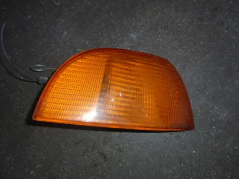 Φλας Εμπρός Δεξιό Κίτρινο για FIAT PUNTO (1994 - 1999) (176) Φλας Εμπρός Δεξιό Κίτρινο για FIAT PUNTO (1994 - 1999) (176)