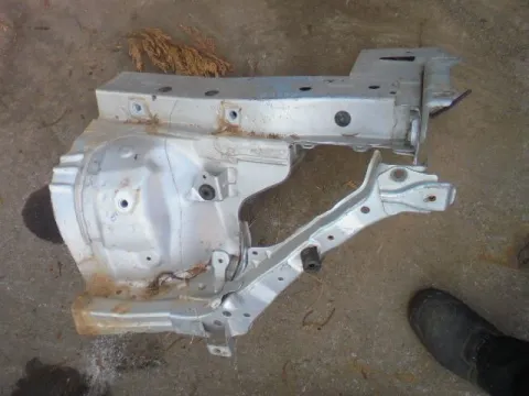 Σασί Εμπρός Δεξιό για TOYOTA COROLLA (2007 - 2010)  *Α* Σασί Εμπρός Δεξιό για TOYOTA COROLLA (2007 - 2010)  *Α*