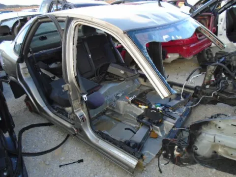 Τροπέτο Πίσω Με Άξονα για OPEL VECTRA (1996 - 1998) B Sedan - 4dr , (1999 - 2002) B *Δ* Τροπέτο Πίσω Με Άξονα για OPEL VECTRA (1996 - 1998) B Sedan - 4dr , (1999 - 2002) B *Δ*