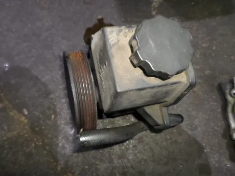 Αντλία Υδραυλικού Τιμονιού για MERCEDES C - CLASS (1993 - 1995) (W202) 1800 ((M111.920) (M111.921)) Petrol 122 C 180 Αντλία Υδραυλικού Τιμονιού για MERCEDES C - CLASS (1993 - 1995) (W202) 1800 ((M111.920) (M111.921)) Petrol 122 C 180