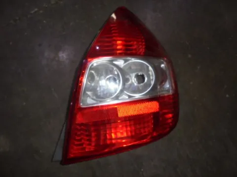 Φανάρι Πίσω Δεξί για HONDA JAZZ (2005 - 2008) (GD) Φανάρι Πίσω Δεξί για HONDA JAZZ (2005 - 2008) (GD)