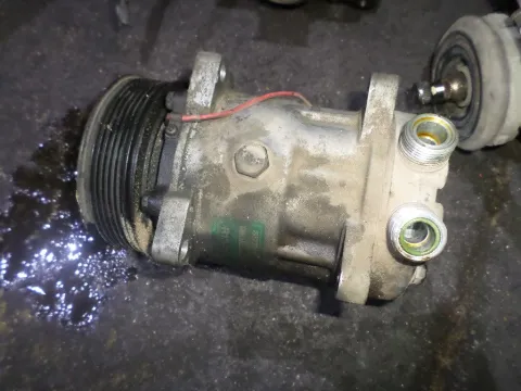 Συμπιεστής A-C (Κομπρέσορας) για SKODA FAVORIT (1989 - 1994) (781) 1300 (136M) Petrol 61 Συμπιεστής A-C (Κομπρέσορας) για SKODA FAVORIT (1989 - 1994) (781) 1300 (136M) Petrol 61