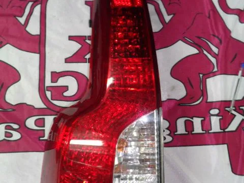 Φανάρι Πίσω Αριστερό Ραγισμένο για VOLVO V50 (2008 - ) (MW) S-Wagon - 5dr Φανάρι Πίσω Αριστερό Ραγισμένο για VOLVO V50 (2008 - ) (MW) S-Wagon - 5dr