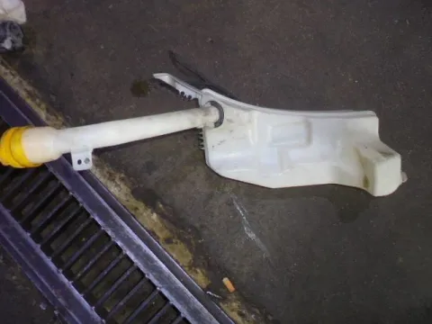 Δοχείο Υαλοκαθαριστήρων Με Μοτέρ για RENAULT CLIO (2013 - ) Δοχείο Υαλοκαθαριστήρων Με Μοτέρ για RENAULT CLIO (2013 - )