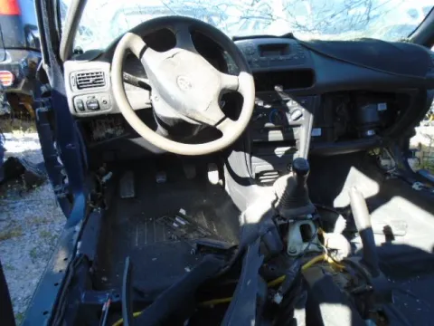 Τροπέτο Πίσω Με Άξονα Με Θόλουs Και Σασί για TOYOTA COROLLA (2000 - 2002) (ZE111) Liftback - 5dr *Δ* -  Τροπέτο Πίσω Με Άξονα Με Θόλουs Και Σασί για TOYOTA COROLLA (2000 - 2002) (ZE111) Liftback - 5dr *Δ* -