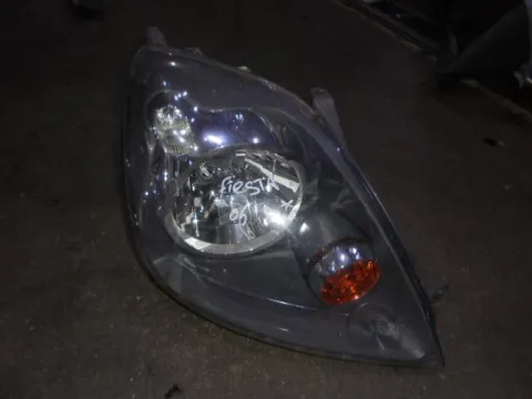 Φανάρι Εμπρός Δεξί για FORD FIESTA (2006 - 2008) Mk5b Φανάρι Εμπρός Δεξί για FORD FIESTA (2006 - 2008) Mk5b