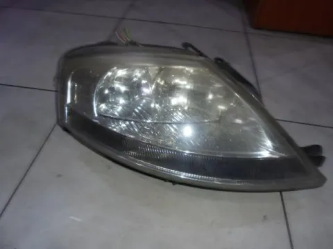 Φανάρι Εμπρός Δεξί για CITROEN C3 (2002 - 2006) (FC) Φανάρι Εμπρός Δεξί για CITROEN C3 (2002 - 2006) (FC)