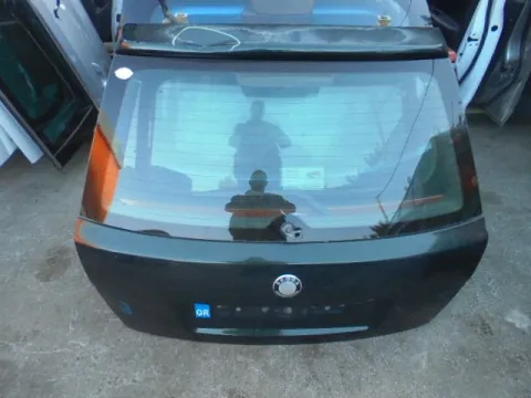 Πορτ-Μπαγκάζ (Λίγο Χτυπημένη) για SKODA FABIA (2000 - 2004) (6Y) Πορτ-Μπαγκάζ (Λίγο Χτυπημένη) για SKODA FABIA (2000 - 2004) (6Y)