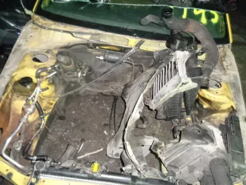 Τροπέτο Εμπρός Κουφάρι για TOYOTA AVENSIS (1997 - 2000) (T220) *Δ* -  Τροπέτο Εμπρός Κουφάρι για TOYOTA AVENSIS (1997 - 2000) (T220) *Δ* -