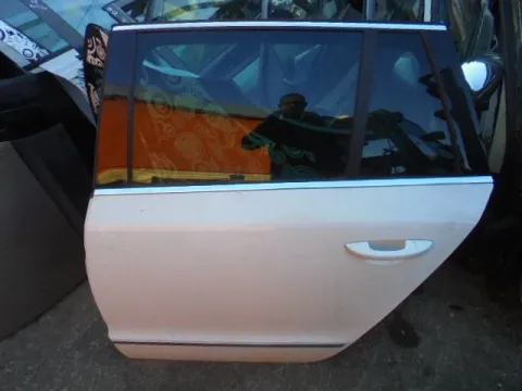 Πόρτα Πίσω Αριστερή για SKODA SUPERB (2008 - 2013) (3T4-5) S-Wagon - 5dr *Ε* Πόρτα Πίσω Αριστερή για SKODA SUPERB (2008 - 2013) (3T4-5) S-Wagon - 5dr *Ε*