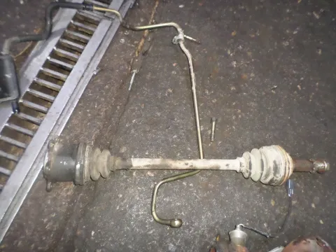 Ημιαξόνιο Πίσω Δεξί για TOYOTA HI-LUX (1998 - 2001) (N140-170) Ημιαξόνιο Πίσω Δεξί για TOYOTA HI-LUX (1998 - 2001) (N140-170)
