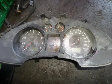Κοντέρ (8L0920820H) για SEAT IBIZA (2002 - 2006) (6LZ) Κοντέρ (8L0920820H) για SEAT IBIZA (2002 - 2006) (6LZ)