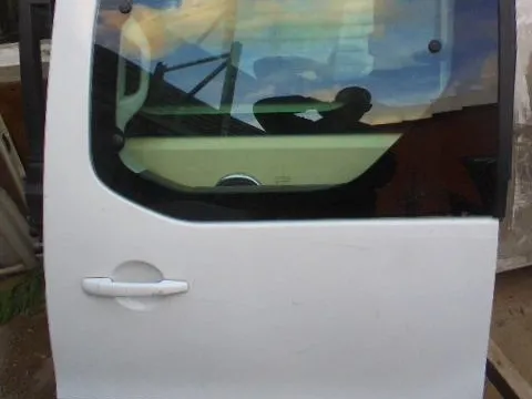 Πόρτα Αριστερή Συρόμενη Με Τζάμι για CITROEN BERLINGO (2008 - ) II , PEUGEOT PARTNER (2008 - 2012) Πόρτα Αριστερή Συρόμενη Με Τζάμι για CITROEN BERLINGO (2008 - ) II , PEUGEOT PARTNER (2008 - 2012)