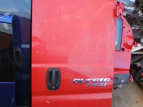 Πόρτα Πίσω Δεξιά Δίφυλλη Χ.Τζάμι Ύψος 1,90 για FIAT DUCATO (2006 -) Πόρτα Πίσω Δεξιά Δίφυλλη Χ.Τζάμι Ύψος 1,90 για FIAT DUCATO (2006 -)