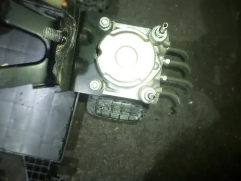 Μονάδα ABS (44510B4020) για DAIHATSU TERIOS (2006 - 2009) (J200) Μονάδα ABS (44510B4020) για DAIHATSU TERIOS (2006 - 2009) (J200)