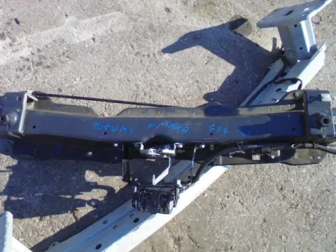 Μετώπη Άνω Σκέτη για SUZUKI GRAND VITARA (2013 - ) Μετώπη Άνω Σκέτη για SUZUKI GRAND VITARA (2013 - )