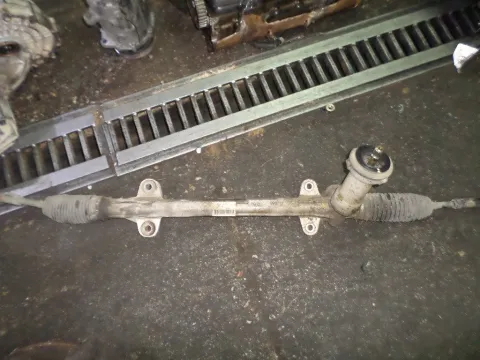 Κρεμαγιέρα Μηχανική για HYUNDAI i30 (2007 - 2012) Κρεμαγιέρα Μηχανική για HYUNDAI i30 (2007 - 2012)