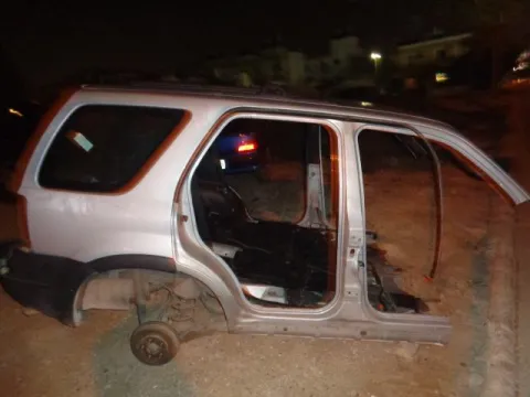 Τροπέτο Πίσω Με Άξονα για FORD MAVERICK (2005 - ) , (2001 - 2005) *Δ* Τροπέτο Πίσω Με Άξονα για FORD MAVERICK (2005 - ) , (2001 - 2005) *Δ*