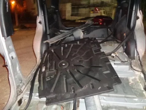 Τροπέτο Πίσω Με Άξονα για FORD MAVERICK (2005 - ) , (2001 - 2005) *Δ* -  Τροπέτο Πίσω Με Άξονα για FORD MAVERICK (2005 - ) , (2001 - 2005) *Δ* -