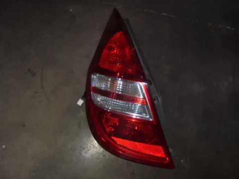 Φανάρι Πίσω Αριστερό Τσέχικο (2R) για HYUNDAI i30 (2007 - 2012) Φανάρι Πίσω Αριστερό Τσέχικο (2R) για HYUNDAI i30 (2007 - 2012)