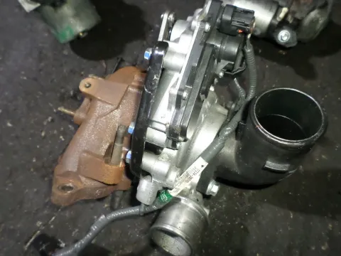 Τουρμπίνα για TOYOTA RAV-4 (2006 - 2009) (XA30) Τουρμπίνα για TOYOTA RAV-4 (2006 - 2009) (XA30)