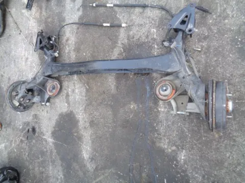 Πίσω Άξονας Ταμπούρα -ABS για FIAT PANDA (2012 - ) ( ) *ΔΒ* Πίσω Άξονας Ταμπούρα -ABS για FIAT PANDA (2012 - ) ( ) *ΔΒ*