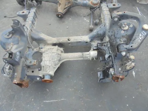 Γέφυρα Εμπρός Με Διαφορικό για NISSAN D40 NAVARA (2005 - 2010) 4*4 *ΔΒ* Γέφυρα Εμπρός Με Διαφορικό για NISSAN D40 NAVARA (2005 - 2010) 4*4 *ΔΒ*