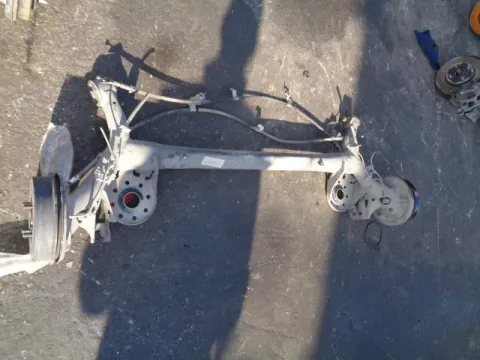 Πίσω Άξονας Ταμπούρα -ABS για TOYOTA YARIS (2006 - 2009) (KL9) , (2009 - 2012) (XP90) *ΔΒ* Πίσω Άξονας Ταμπούρα -ABS για TOYOTA YARIS (2006 - 2009) (KL9) , (2009 - 2012) (XP90) *ΔΒ*