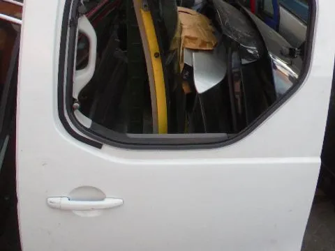 Πόρτα Αριστερή Συρόμενη Με Τζάμι για CITROEN BERLINGO (2008 - ) II , PEUGEOT PARTNER (2008 - 2012)   *Γ* Πόρτα Αριστερή Συρόμενη Με Τζάμι για CITROEN BERLINGO (2008 - ) II , PEUGEOT PARTNER (2008 - 2012)   *Γ*