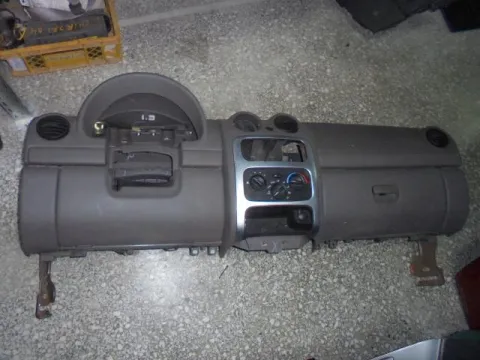 Σετ Αερόσακων Εμπρός (με Ταμπλό) για JEEP CHEROKEE (2002 -2005) (KJ) SUV- ΕΚΤΟΣ ΔΡΟΜΟΥ - 5dr**Γ** Σετ Αερόσακων Εμπρός (με Ταμπλό) για JEEP CHEROKEE (2002 -2005) (KJ) SUV- ΕΚΤΟΣ ΔΡΟΜΟΥ - 5dr**Γ**
