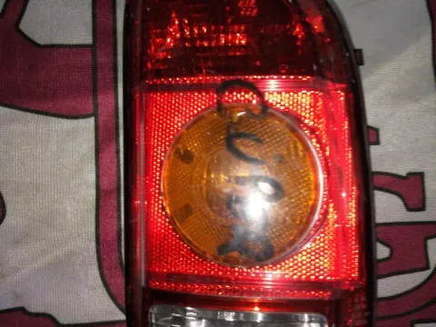 Φανάρι Πίσω Δεξί Κίτρινο Φλας για MINI MINI COOPER (2007 - 2012) S-Wagon (R55) Clubman Φανάρι Πίσω Δεξί Κίτρινο Φλας για MINI MINI COOPER (2007 - 2012) S-Wagon (R55) Clubman