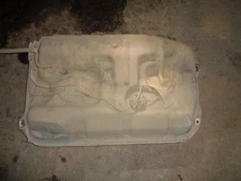 Δεξαμενή Καυσίμου (Ρεζερβουάρ) για DAIHATSU CHARADE (1995 - 1996) IV Hatchback 1600 (HD-E) petrol 105 (G201) GTi *ΔΒ* Δεξαμενή Καυσίμου (Ρεζερβουάρ) για DAIHATSU CHARADE (1995 - 1996) IV Hatchback 1600 (HD-E) petrol 105 (G201) GTi *ΔΒ*