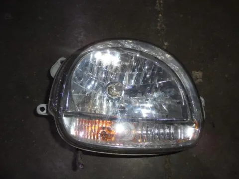 Φανάρι Εμπρός Δεξί για RENAULT TWINGO (2000 - 2007) (C06) Φανάρι Εμπρός Δεξί για RENAULT TWINGO (2000 - 2007) (C06)