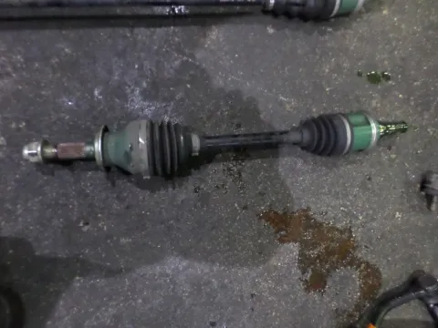 Ημιαξόνιο Εμπρός Αριστερό για DAIHATSU TERIOS (2006 - 2009) (J200) Ημιαξόνιο Εμπρός Αριστερό για DAIHATSU TERIOS (2006 - 2009) (J200)