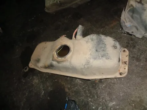 Δεξαμενή Καυσίμου (Ρεζερβουάρ) για NISSAN D21 - 720 (1986 - 1997) D21 *ΔΒ* Δεξαμενή Καυσίμου (Ρεζερβουάρ) για NISSAN D21 - 720 (1986 - 1997) D21 *ΔΒ*