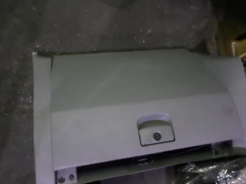 Ντουλαπάκι για KIA SORENTO (2007 - 2009) (JC) Ντουλαπάκι για KIA SORENTO (2007 - 2009) (JC)