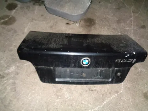 Καπό Πίσω για BMW 5 Series (1996 - 2000) (E39) (E39) Sedan - 4dr **Γ** Καπό Πίσω για BMW 5 Series (1996 - 2000) (E39) (E39) Sedan - 4dr **Γ**