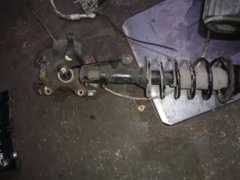 Άκρο Πλήρες Εμπρός Αριστερό Με ABS για HYUNDAI i10 (2008 - 2011)