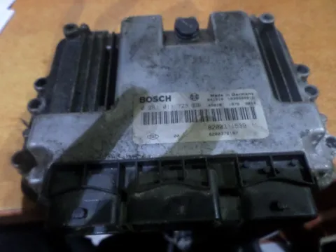 Εγκέφαλος Κινητήρα 0281011723 για RENAULT LAGUNA (2001 - 2005) (BG) (KG) 1900 (F9Q750) Diesel 120 dCi ΤΕΛΑΡΟ 13*244801 Εγκέφαλος Κινητήρα 0281011723 για RENAULT LAGUNA (2001 - 2005) (BG) (KG) 1900 (F9Q750) Diesel 120 dCi ΤΕΛΑΡΟ 13*244801