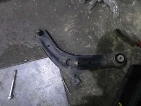 Ψαλίδι Εμπρός Δεξί για FORD FIESTA (2008 - 2012) Mk6 (JA8) Ψαλίδι Εμπρός Δεξί για FORD FIESTA (2008 - 2012) Mk6 (JA8)