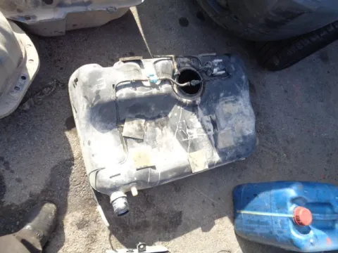 Δεξαμενή Καυσίμου (Ρεζερβουάρ) για HYUNDAI ACCENT (1999 - 2002) (CG) (LC) *ΔΒ* Δεξαμενή Καυσίμου (Ρεζερβουάρ) για HYUNDAI ACCENT (1999 - 2002) (CG) (LC) *ΔΒ*