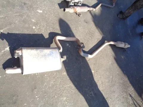 Καζανάκι Εξάτμισης για TOYOTA AVENSIS (2003 - 2006) (T250) DIESEL *Α* Καζανάκι Εξάτμισης για TOYOTA AVENSIS (2003 - 2006) (T250) DIESEL *Α*