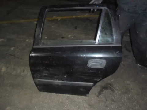 Πόρτα Πίσω Αριστερή ΜΕ ΝΥΧΙ για OPEL ASTRA (1995 - 1998) F S-Wagon - 5dr *Α* Πόρτα Πίσω Αριστερή ΜΕ ΝΥΧΙ για OPEL ASTRA (1995 - 1998) F S-Wagon - 5dr *Α*