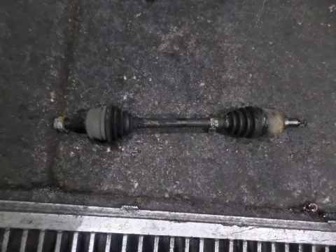 Ημιαξόνιο Εμπρός Αριστερό για FIAT PUNTO (1999 - 2003) (188) Ημιαξόνιο Εμπρός Αριστερό για FIAT PUNTO (1999 - 2003) (188)